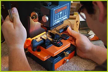 Expert Locksmith Services Sherman Oaks, CA 818-590-3415 - 18-key-making