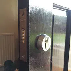 Expert Locksmith Services Sherman Oaks, CA 818-590-3415 - home-ls-01